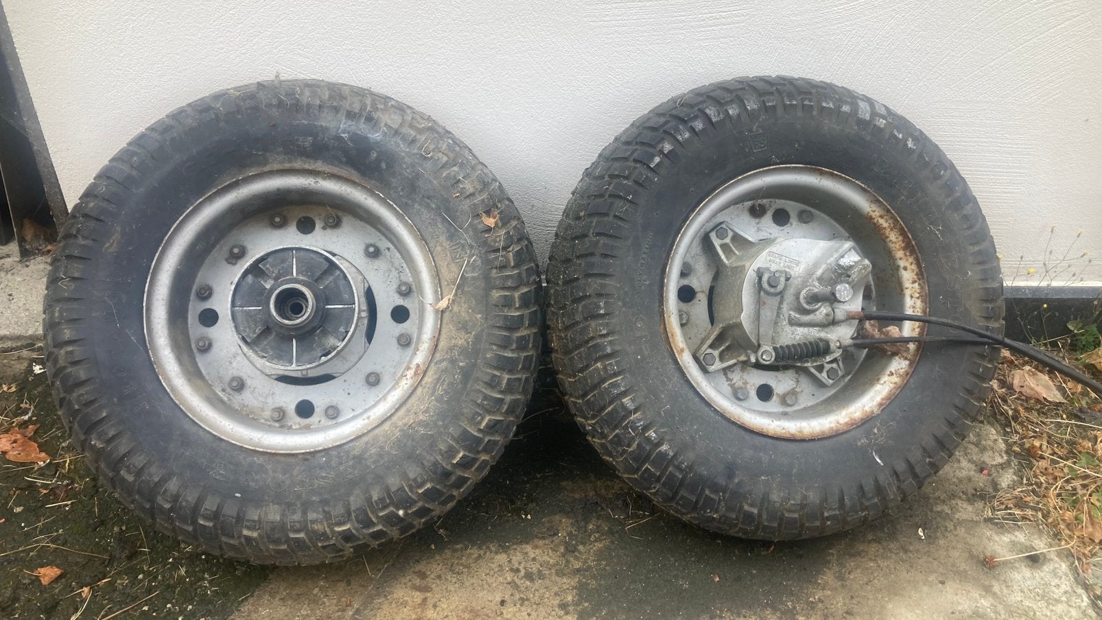 Suzuki RV9 ( RV90 ) velgen en banden, Ophalen