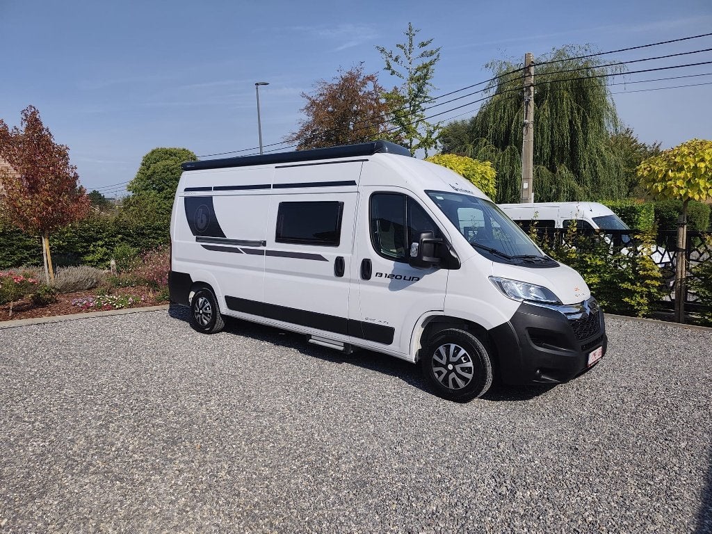 Camping car fourgon, Éclairage extérieur, Jusqu'à 4, Caméra de recul, Boîte manuelle