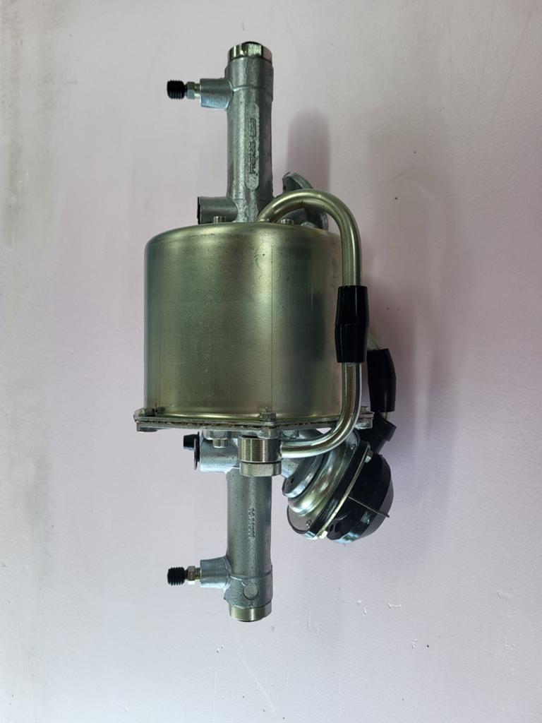 Remote rembekrachtiger / Dual circuit brake booster, Ophalen, MG