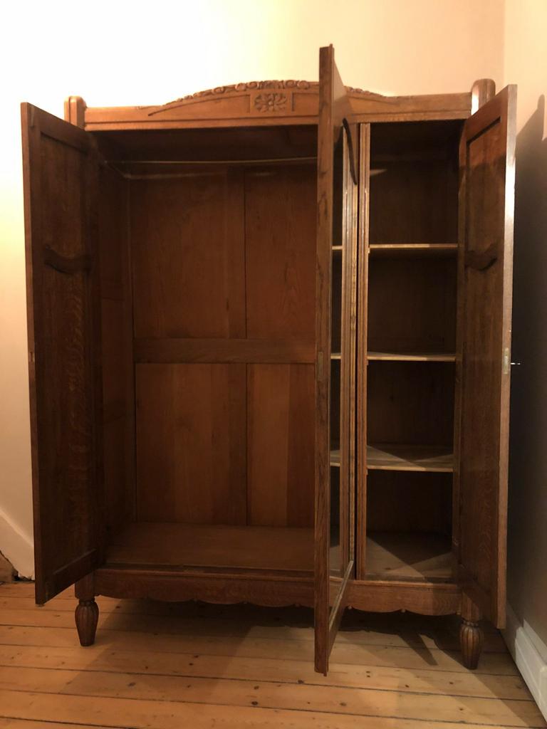 Superbe Armoire en Bois Massif – Élégance et Qualité, Antiek en Kunst, Antiek | Meubels | Kasten, Ophalen
