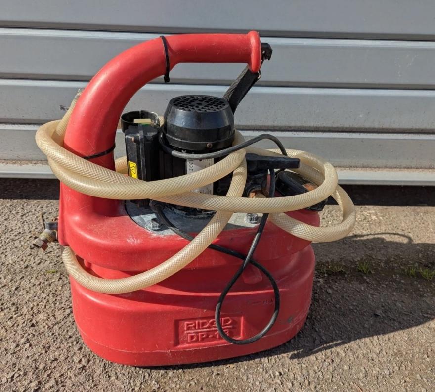 Pompe de détartrage RIDGID DP-13, Enlèvement, Utilisé