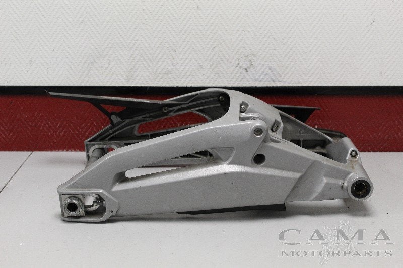 BRAS OSCILLANT Aprilia Shiver 750 2007-2010 + GT (SL750), Motos, Dhr. S. di Majo, Utilisé, Info@cama-motorparts.nl, P.J. Troelstraweg 8 8
3144 CX  MAASSLUIS, NL