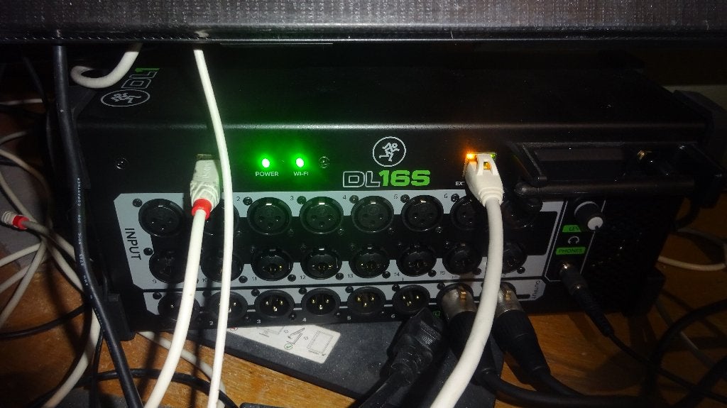 Mackie dl16s comme neuve, Muziek en Instrumenten, Mengpanelen, Ophalen, Zo goed als nieuw, 10 tot 20 kanalen, Microfooningang