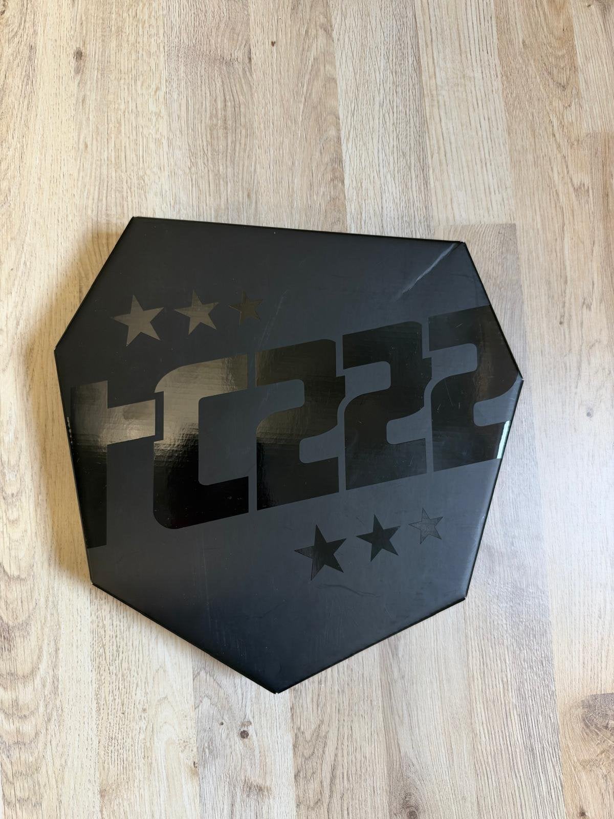 Antonio Cairoli carbon nummerbord gelimiteerd nr5, Verzamelen, Ophalen of Verzenden, Nieuw, Motoren