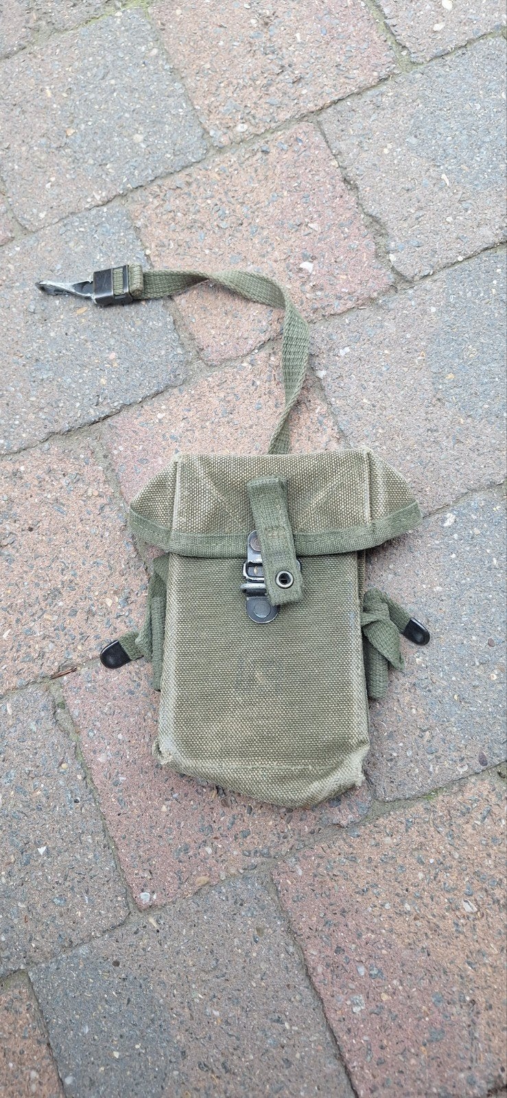 Etui US Vietnam, Ophalen