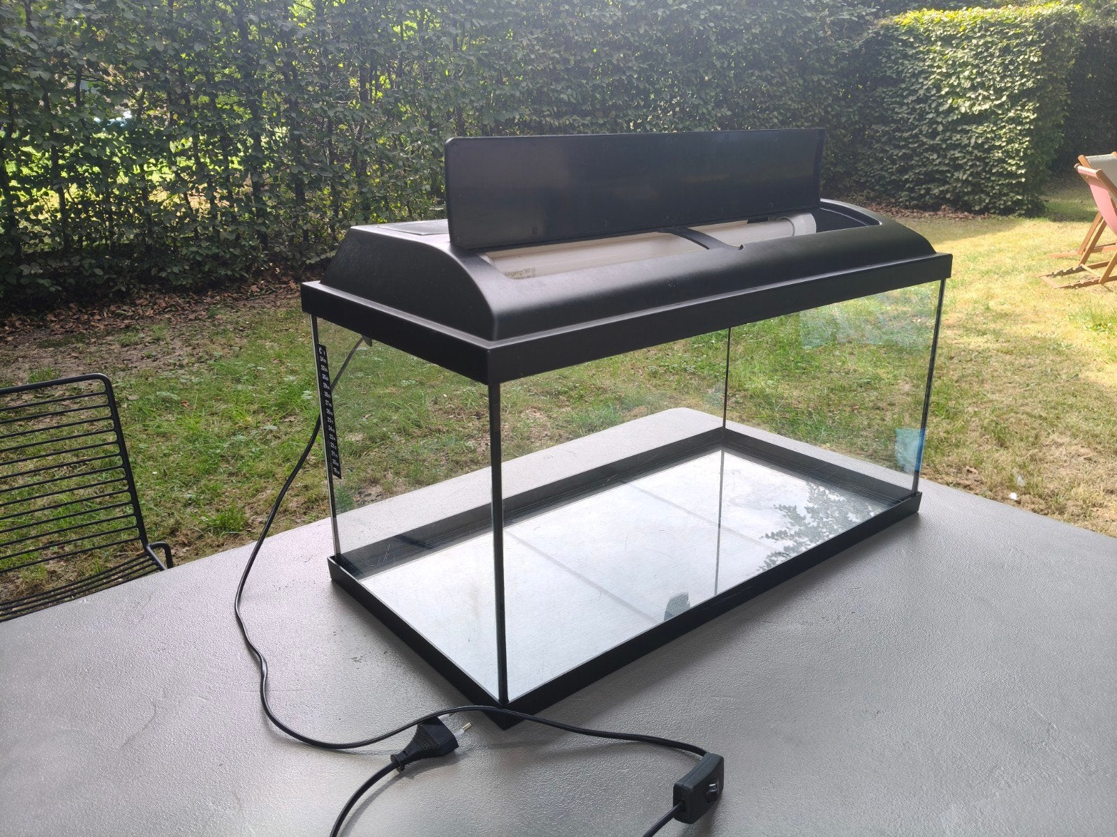Aquarium/terarium !!!GERESERVEERD!!!, Enlèvement