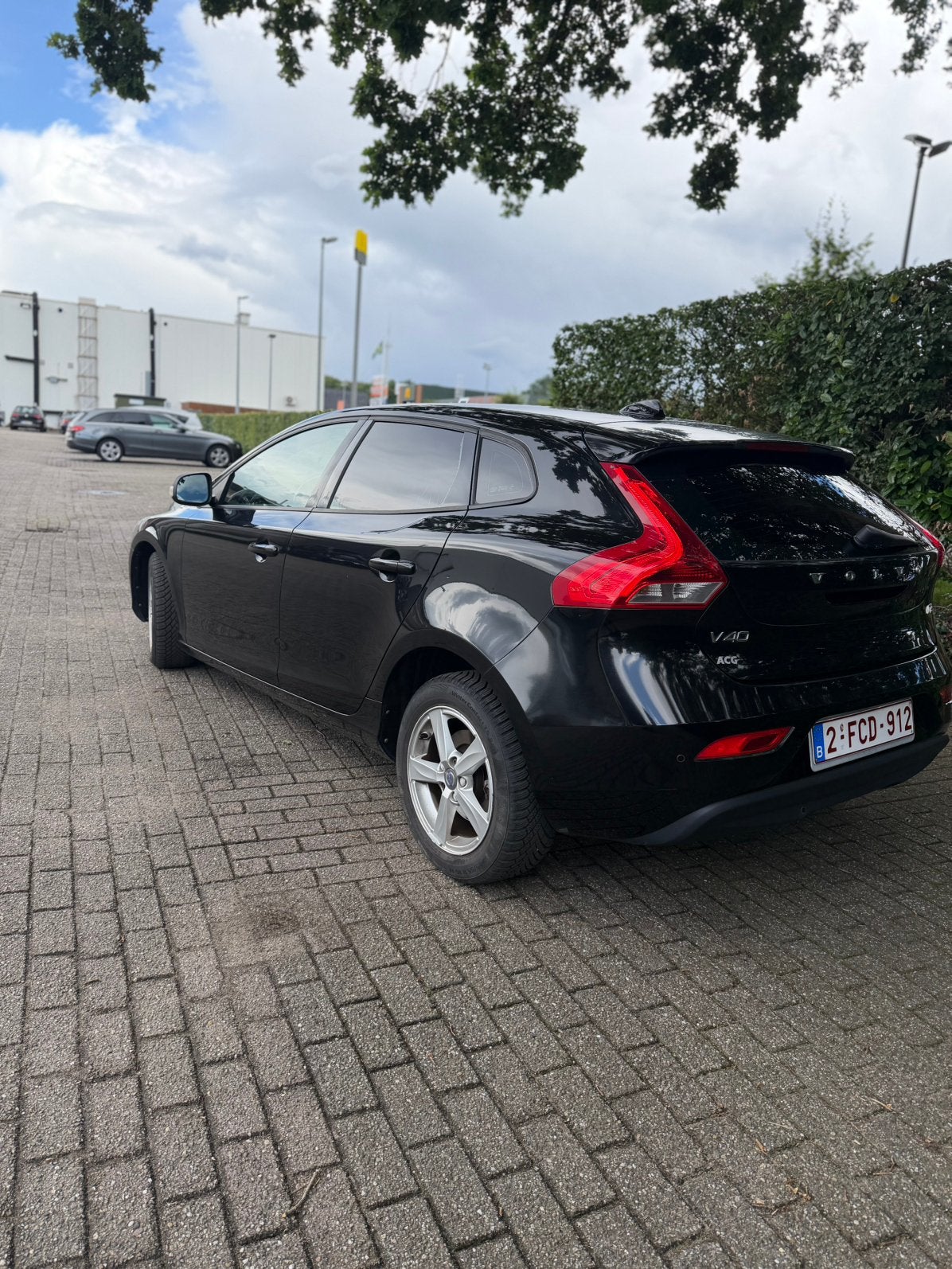 Vovlo V40 2.0 Euro 6b 2015, Auto's, Automaat, Stof, 4 cilinders, Parkeerassistent