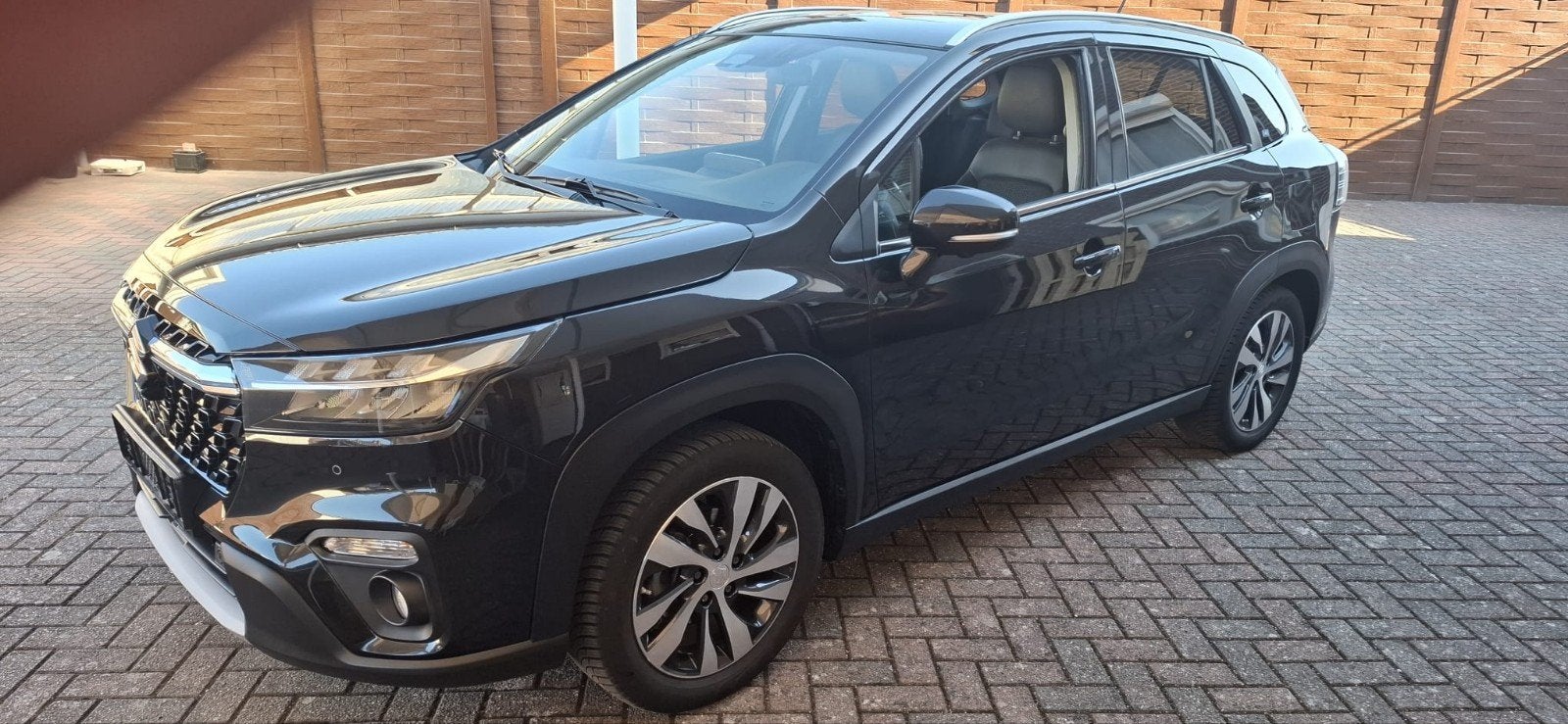 Suzuki S-Cross 1.4 Hybrid,Aut.,LPG,Pano,Vol opties, Automaat, Zwart, 4 cilinders, Zwart