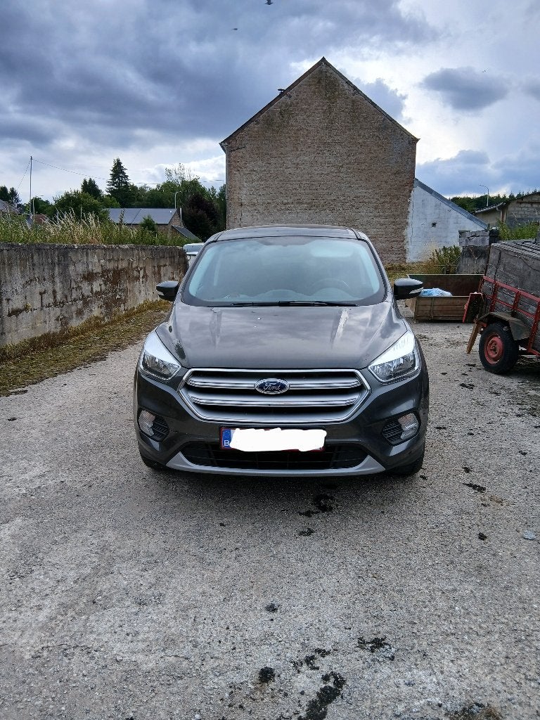 Ford kuga 2018, Auto's, Ford, Voorwielaandrijving, Stof, Zwart, Overige kleuren