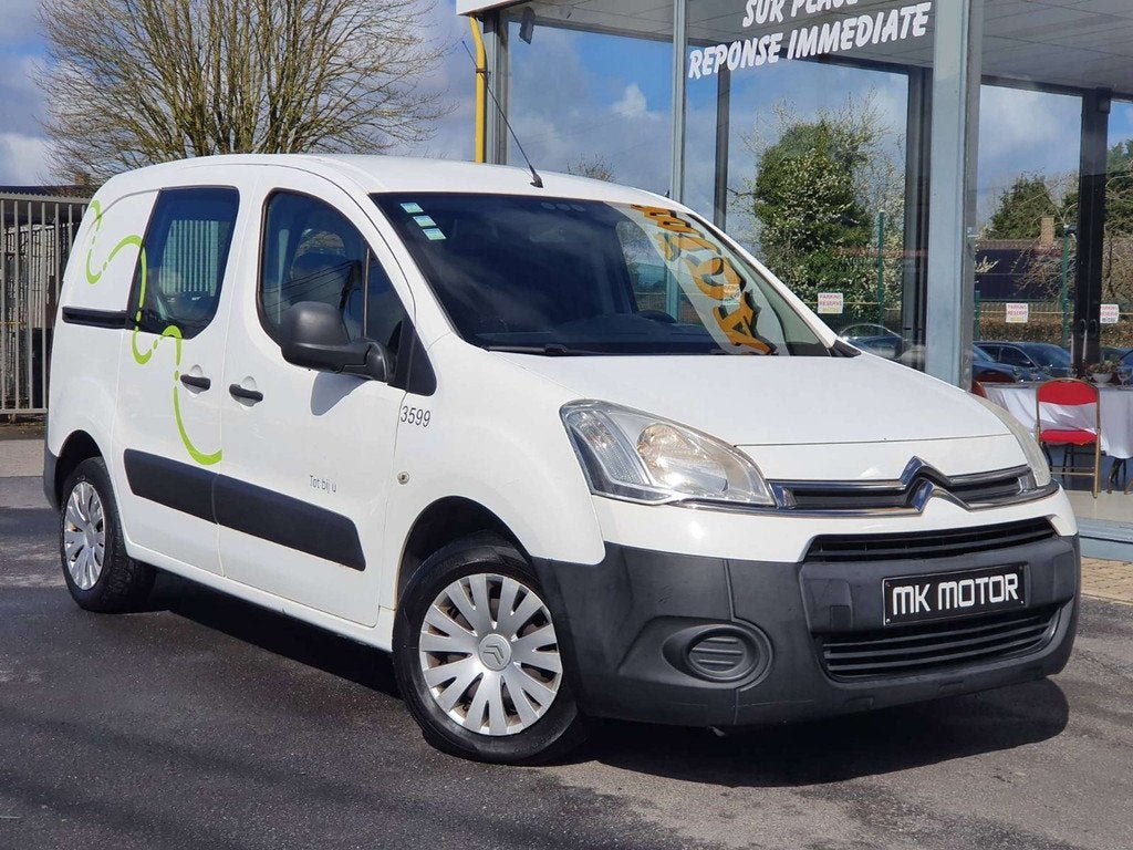 Citroën Berlingo 1.6 DIESEL - UTILITAIRE - 3 PLACES - C, Auto's, Bestelwagens en Lichte vracht, Voorwielaandrijving, 4 cilinders