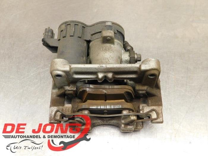 Etrier de frein (pince) arrière droit d'un Ford Focus, Autos : Pièces & Accessoires, Freins & Transmission, Ford, Utilisé, 3 mois de garantie