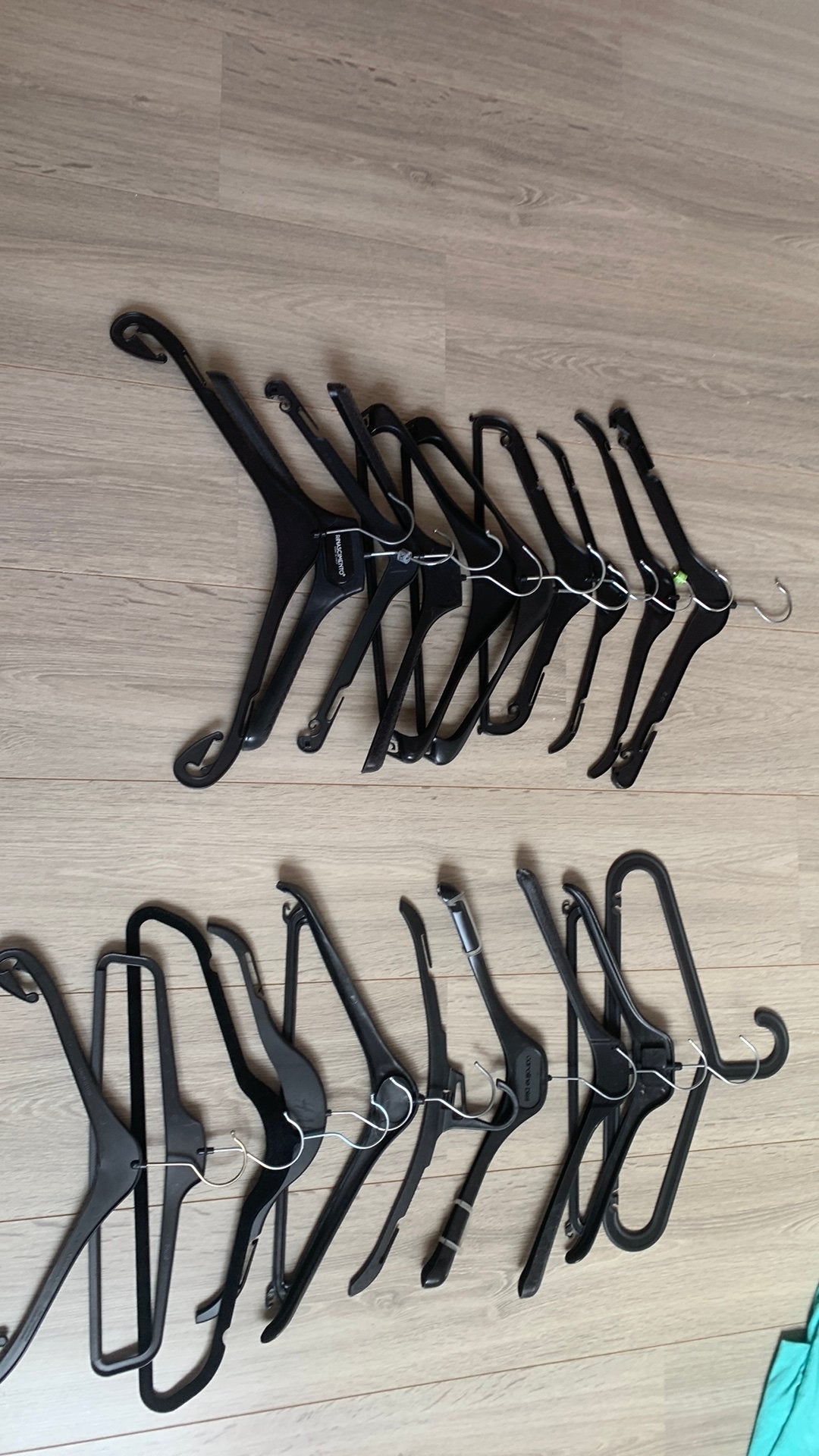 À vendre ! Ensemble de porte-manteaux de 10/20 pièces, Vêtements | Femmes, Enlèvement ou Envoi, Comme neuf