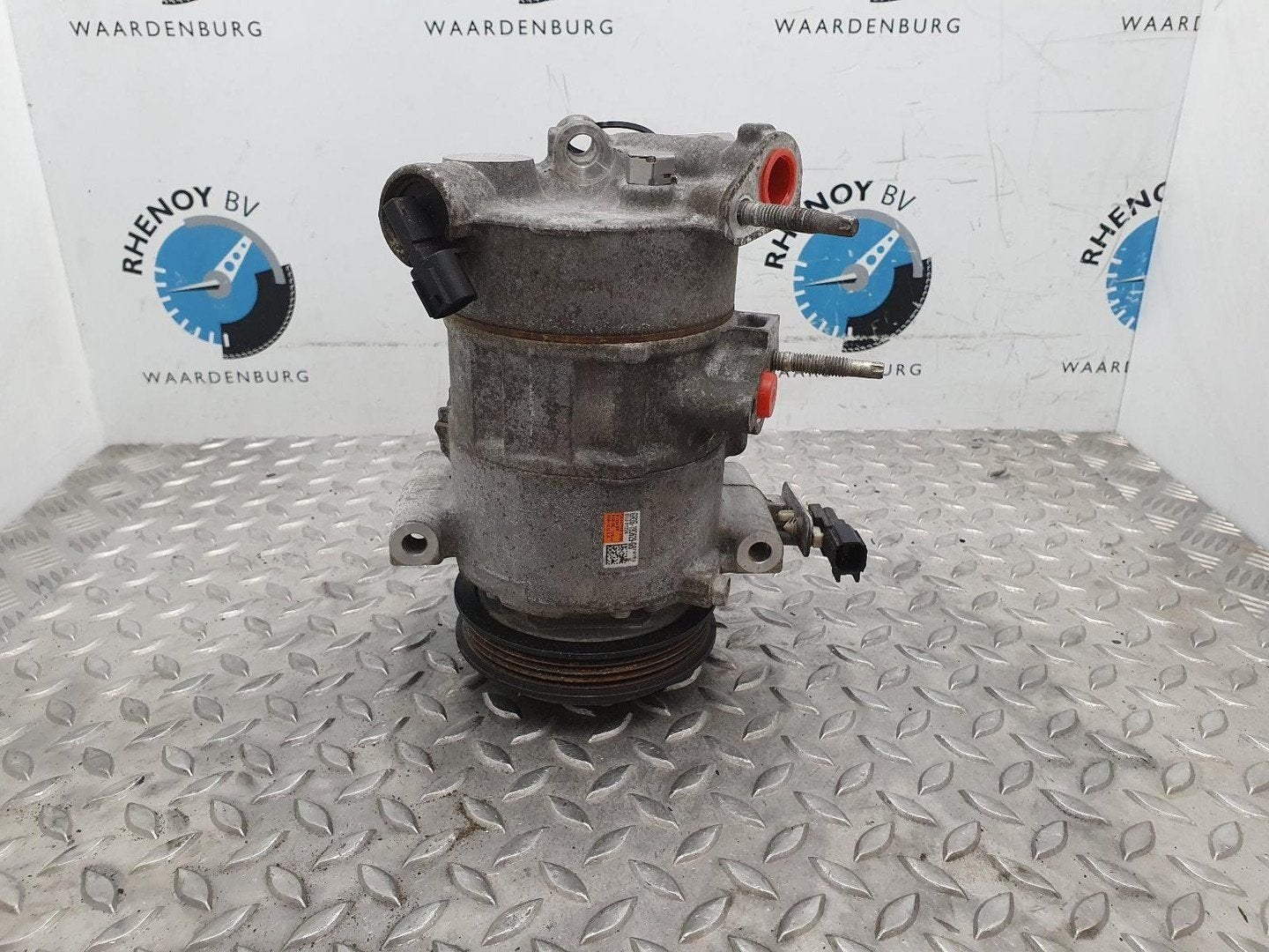 FORD MUSTANG AIRCO COMPRESSOR / AIRCOPOMP 2017, Auto-onderdelen, Ophalen of Verzenden, Gebruikt, ARN erkend