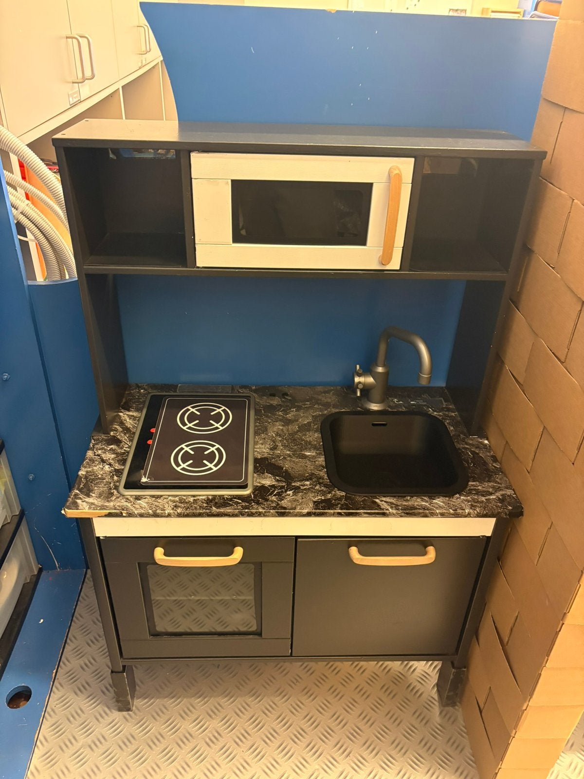 Ikea duktig speelkeuken zwart gepimpt, Kinderen en Baby's, Ophalen, Zo goed als nieuw, Hout