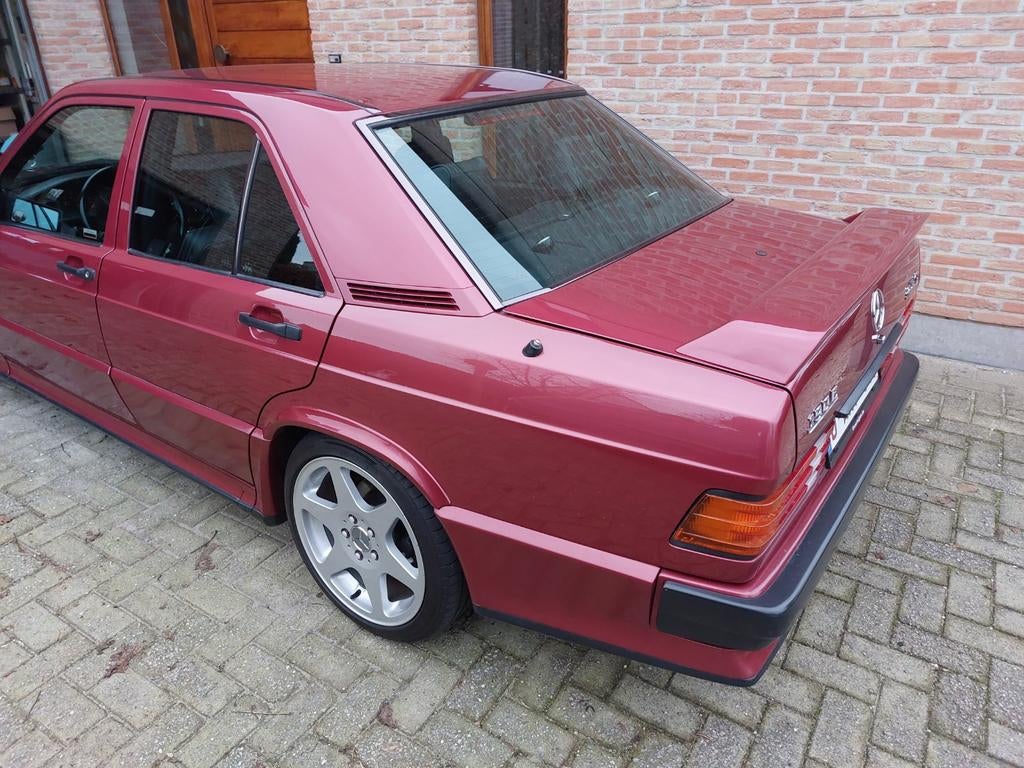 Mercedes 190 2.5-16V van 06/1993 met 108.400 kms, foto 4