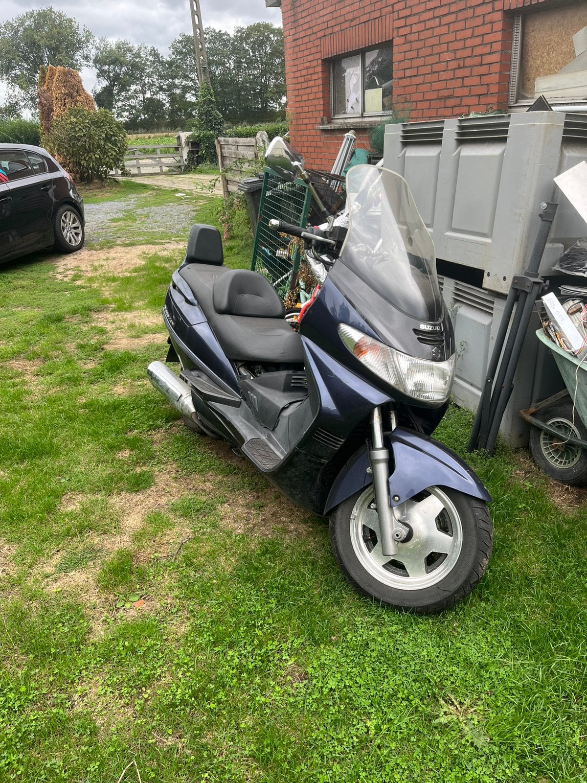 Suzuki burgman 400cc, Entreprise