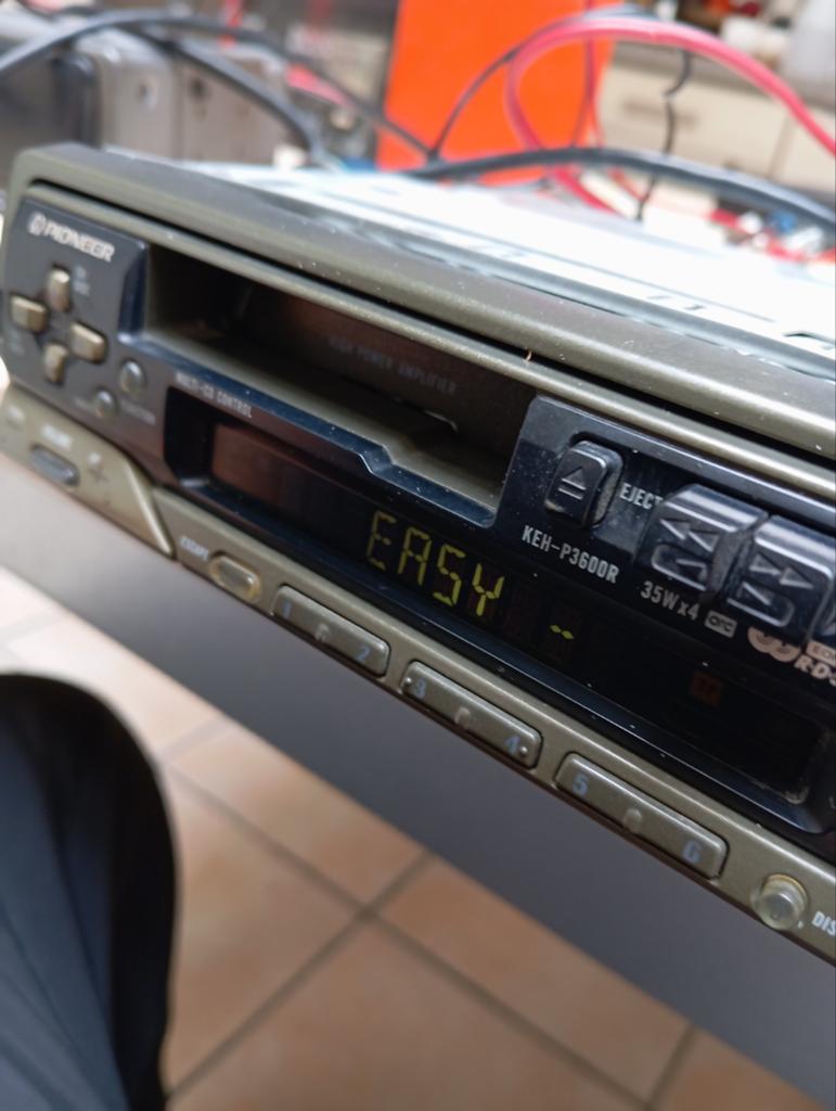 COMPLETE AUDIO-INSTALLATIE VOOR OLDTIMERS UIT DE JAREN 90 —, Ophalen of Verzenden, Gebruikt, BMW