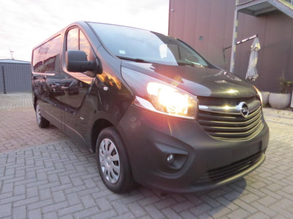 Opel Vivaro 1.6 D (CDTI) L2H1, Auto's, Voorwielaandrijving, Stof, 174 g/km, Euro 6