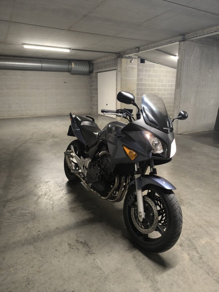 Honda CBF600s 2004 vente ou échange cruiser, Tourisme, Occasion, Plus de 35 kW, Échappement sport