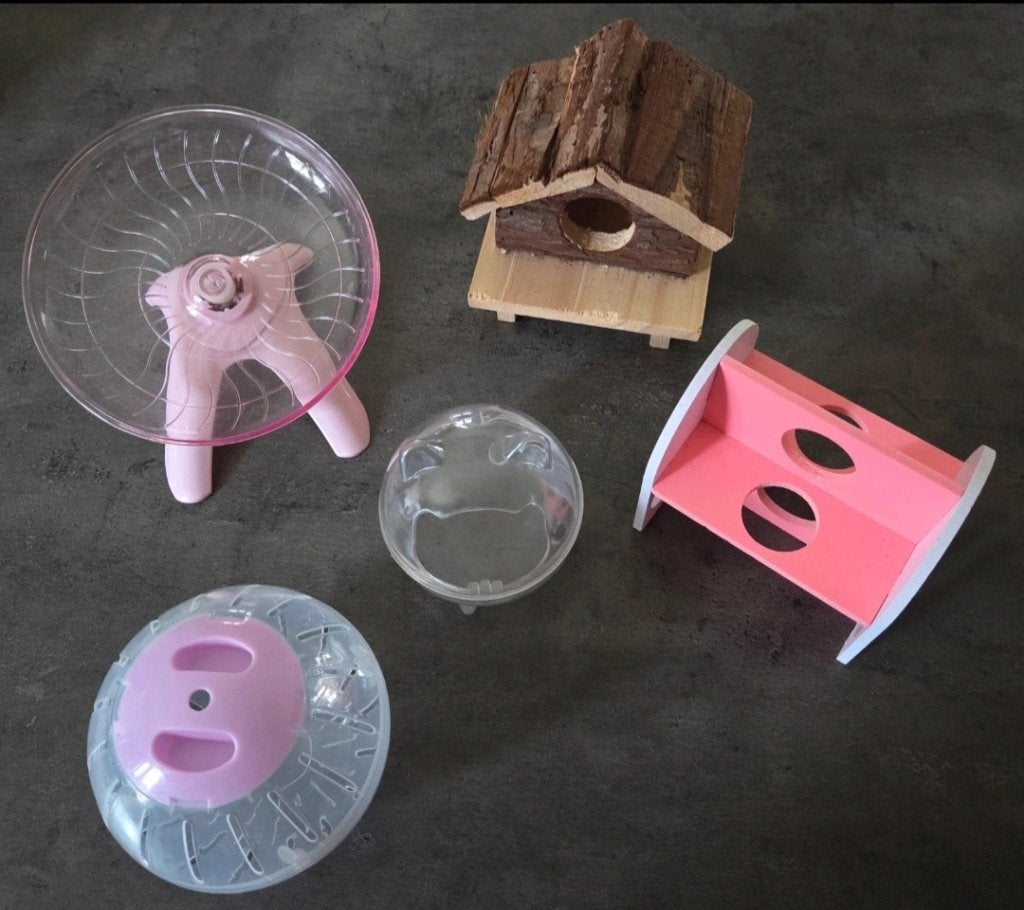Accessoires- en speelgoedpakket voor kleine knaagdieren, Enlèvement ou Envoi, Utilisé, Jouet