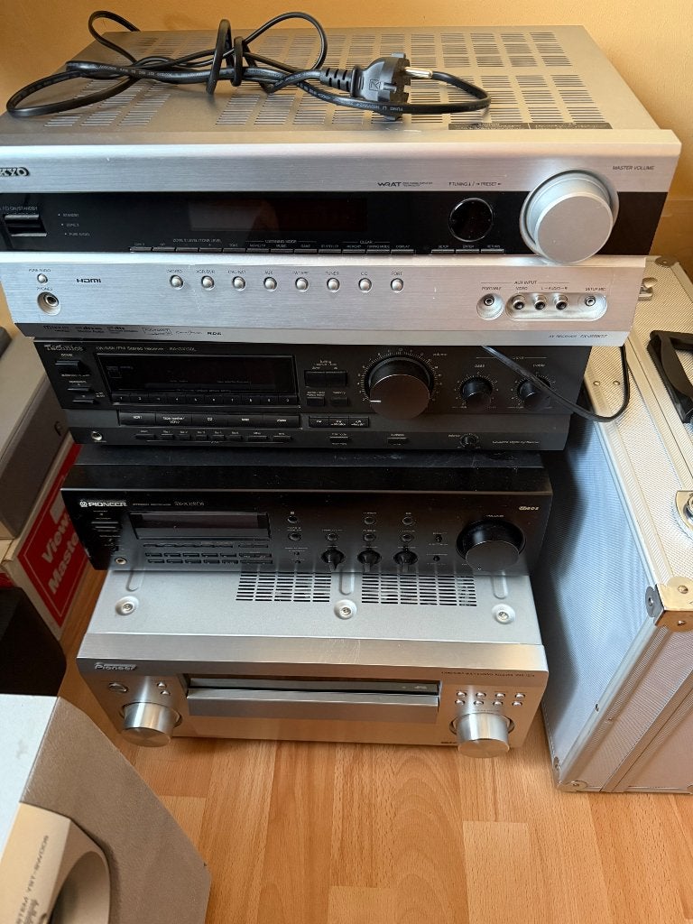 Lot versterkers, Audio, Tv en Foto, Versterkers en Ontvangers, Ophalen, Gebruikt