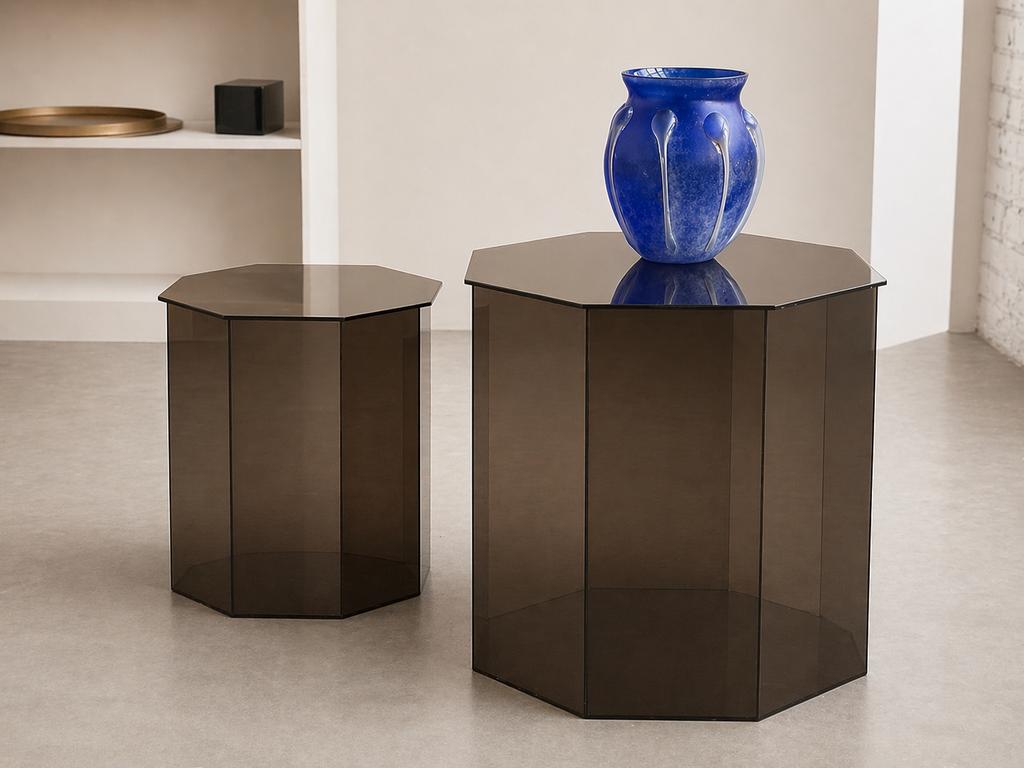 Deux tables en plexiglas vintage annees 70, tres bon état, Maison & Meubles, Enlèvement ou Envoi, Utilisé