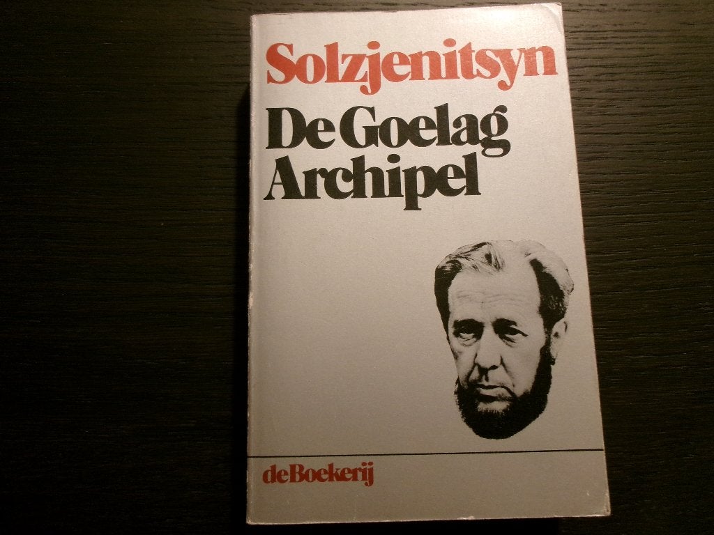 Solzjenitsyn  -De Goelag Archipel  Boek 1-, Ophalen of Verzenden