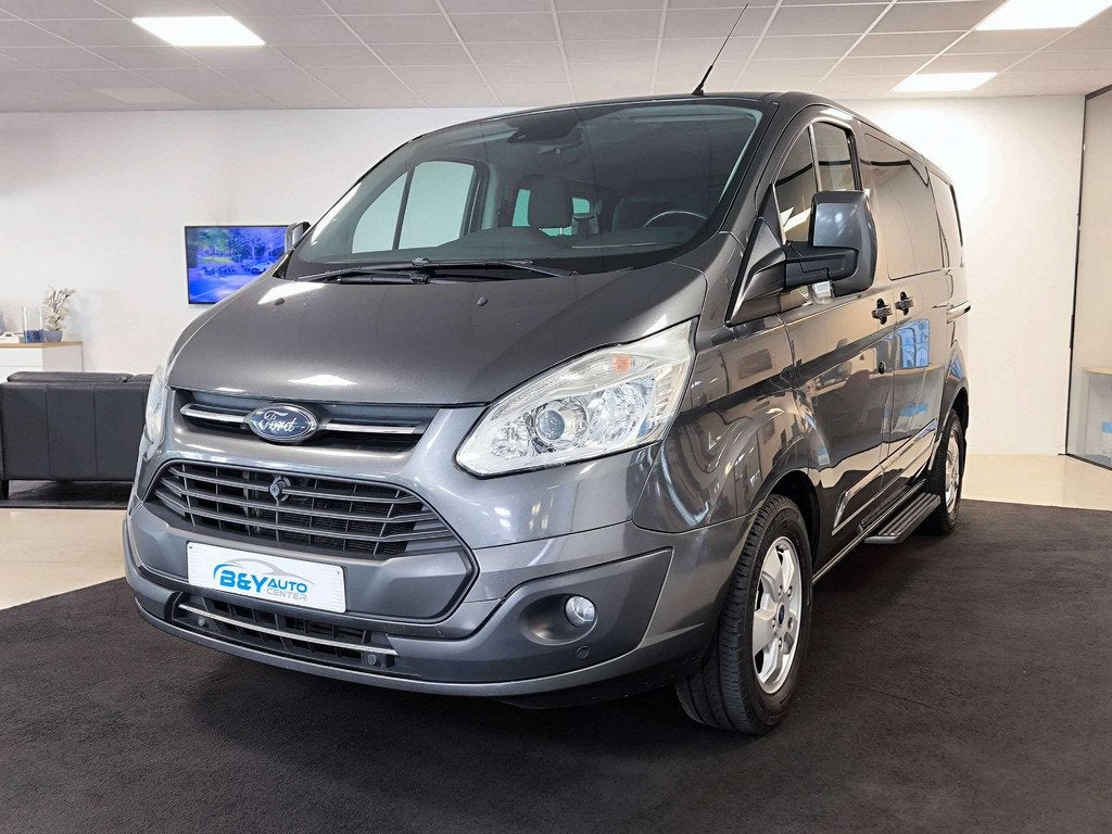Ford Tourneo Custom Tourneo Custom 2.0 TDCi L1H1 Titanium, Autos, Ford, Achat, Euro 6, Entreprise, Boîte manuelle