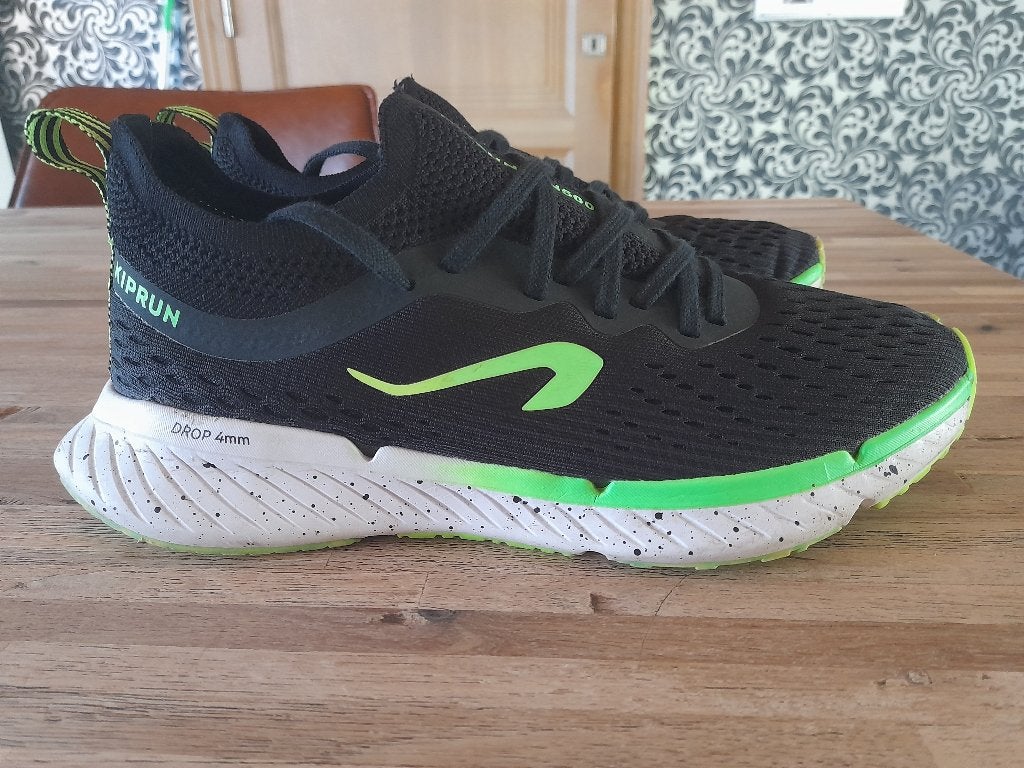 Chaussures de course Kiprun KN500 taille 40, Enlèvement ou Envoi, Chaussures de sports, Comme neuf, Noir