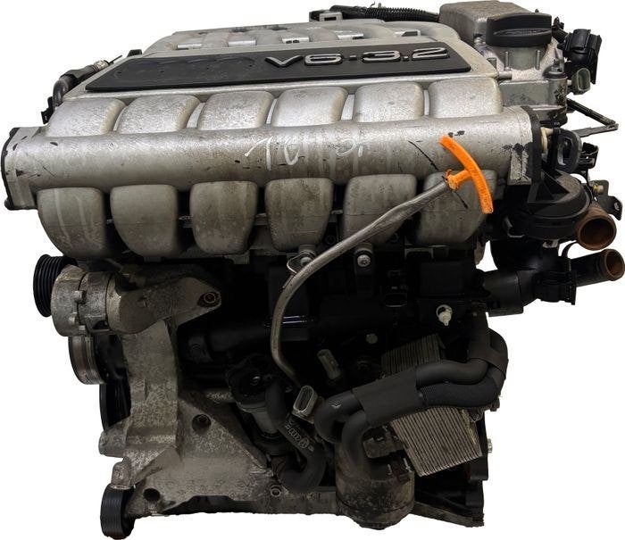 Audi/VW A3 TT Eos V R32 3.2 - BUB/022100036F, Envoi, Révisé, Audi