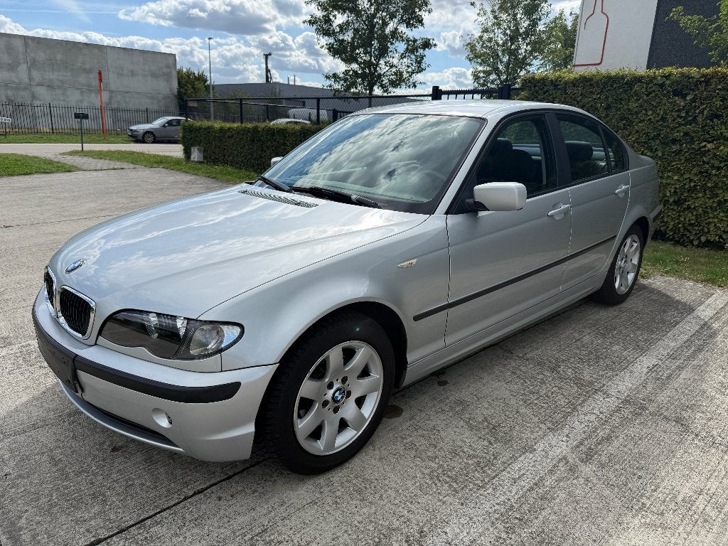BMW E46 318iA facelift – Automatique – 2003 –Full historique, Autos, Argent ou Gris, Achat, 4 portes, Entreprise