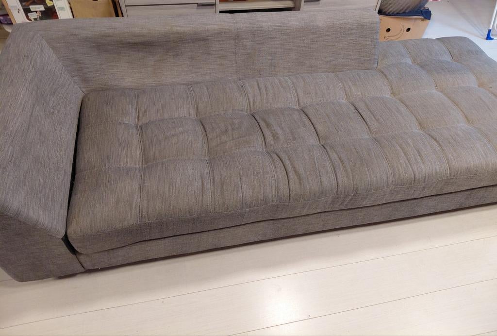 Gratis zetel,250x100x65 moet weg, Ophalen