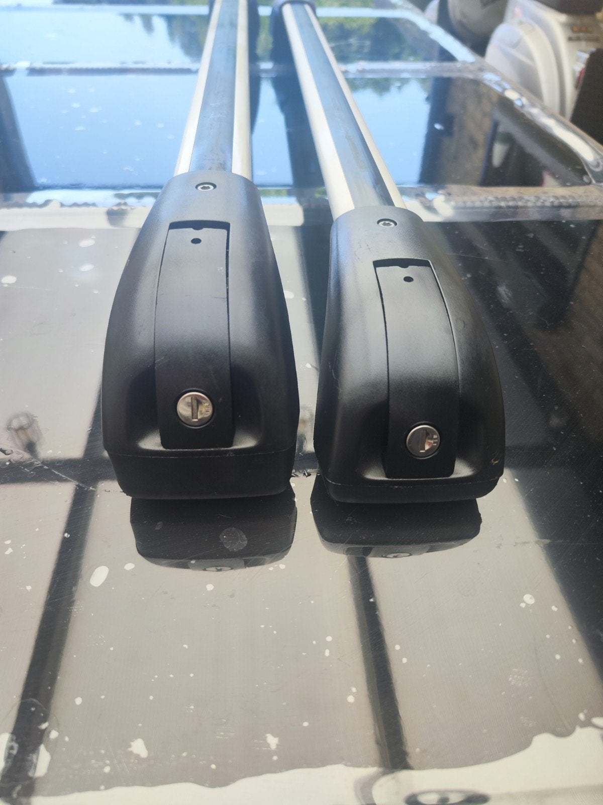 A VENDRE BARRE DE TOIT AVEC CLÉ, Auto diversen, Dakdragers