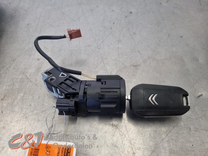 Serrure de contact + clé d'un Citroen Jumpy, -, 3 mois de garantie, Utilisé, -