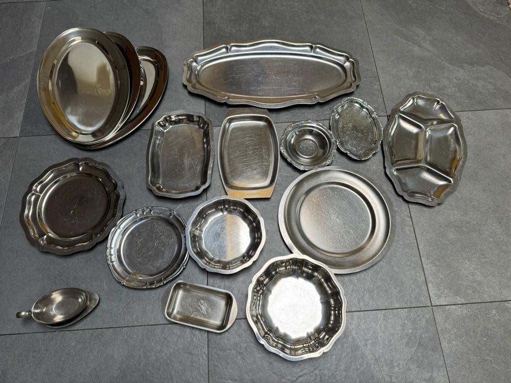 Lot dienbladen inox/verzilverd te koop, Ophalen
