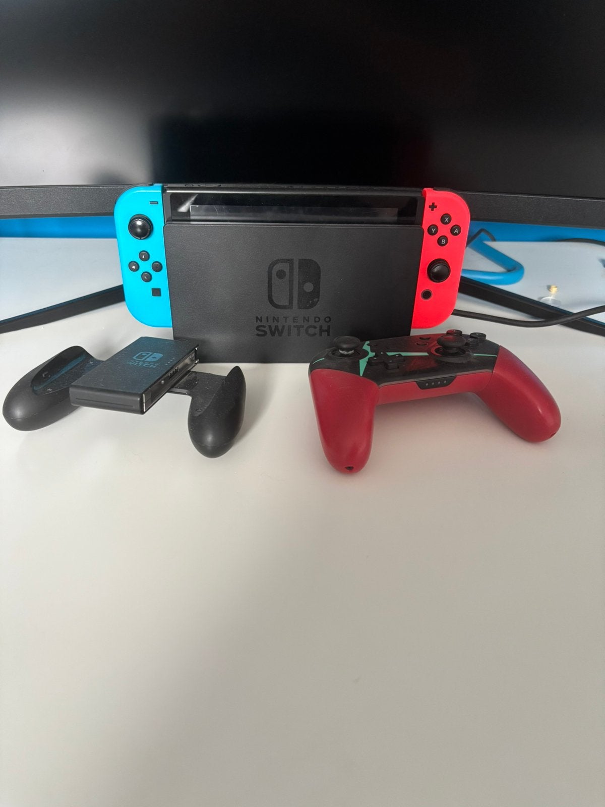 Nintendo Switch + extra controller + Mario Oddessey, Switch 2019 Upgrade, Enlèvement, Avec 2 manettes, Avec jeux