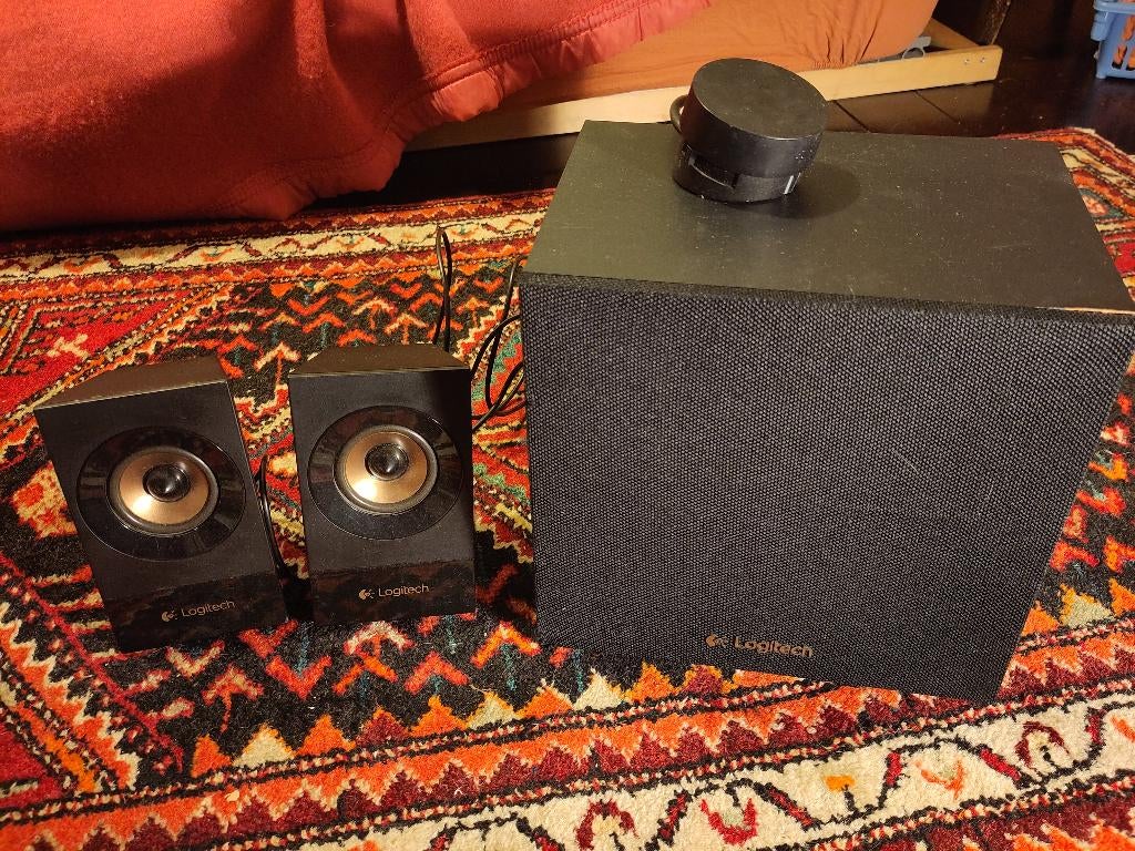 Enceintes Logitech Z533, Enlèvement, Utilisé, Haut-parleur central, Autres marques