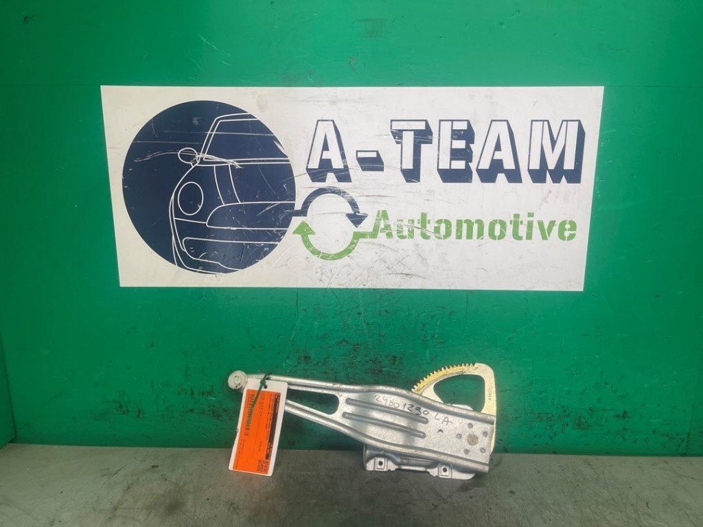 RAAMMECHANIEK LINKS ACHTER Toyota Yaris II (P9), Gebruikt, Toyota