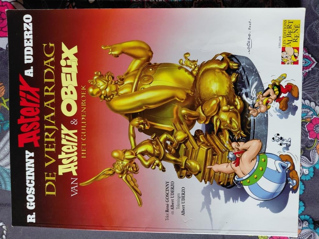 Strip de verjaardag van asterix en obelix, Ophalen of Verzenden, Zo goed als nieuw