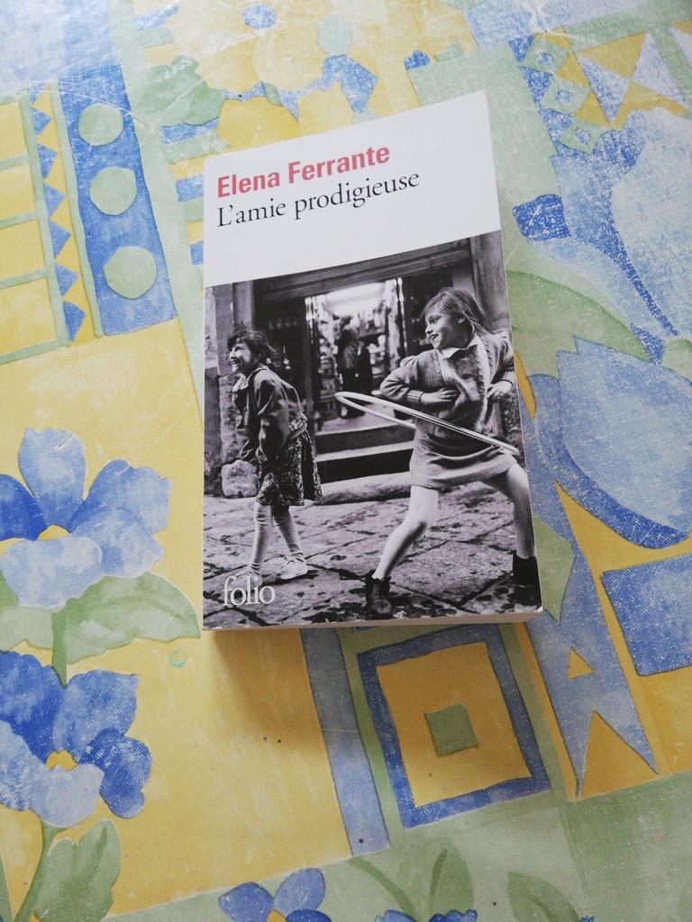 Elena Ferrante. L'amie prodigieuse., Boeken, Ophalen of Verzenden, Zo goed als nieuw
