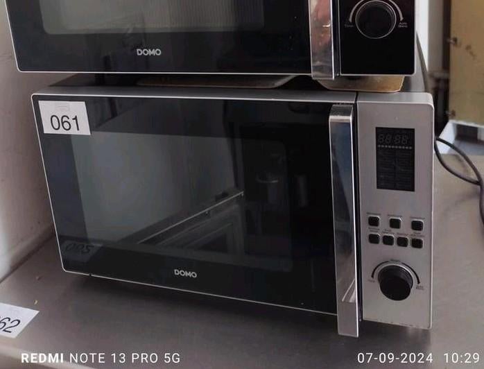 Combi microgolfoven. Domo  DO1059CG. Andere is verkocht., Ophalen, Gebruikt, Microgolfoven