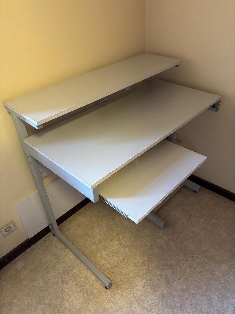 Computer tafel, Ophalen, Zo goed als nieuw