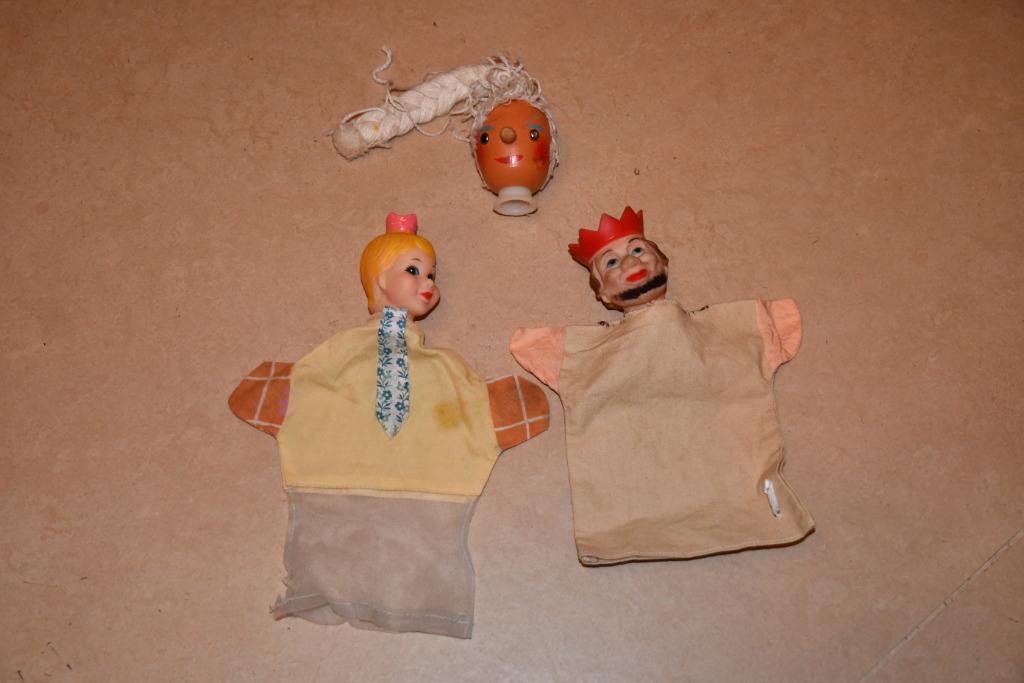2 kleine poppenkast poppen + houten kopje, Ophalen of Verzenden, Gebruikt, Overige typen