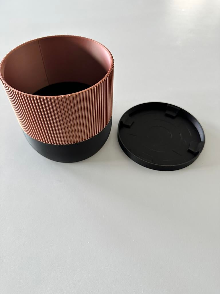 Decoratieve overpot voor bloemen, Ophalen, Nieuw, Binnen