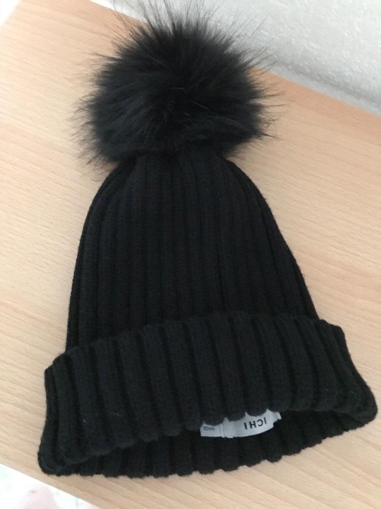 Chapeau noir neuf ICHI avec pompon, Ophalen, ICHI, Hoed, Nieuw