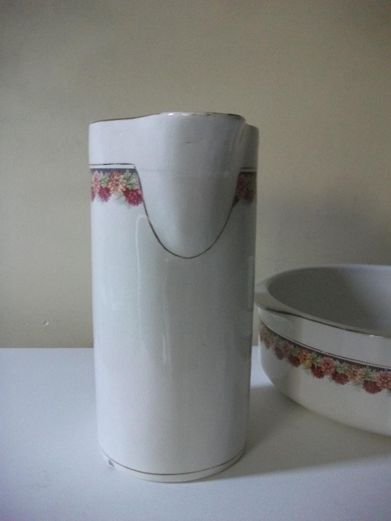 Ensemble de toilette blanc avec ruban petites fleurs, Antiquités & Art, Enlèvement ou Envoi