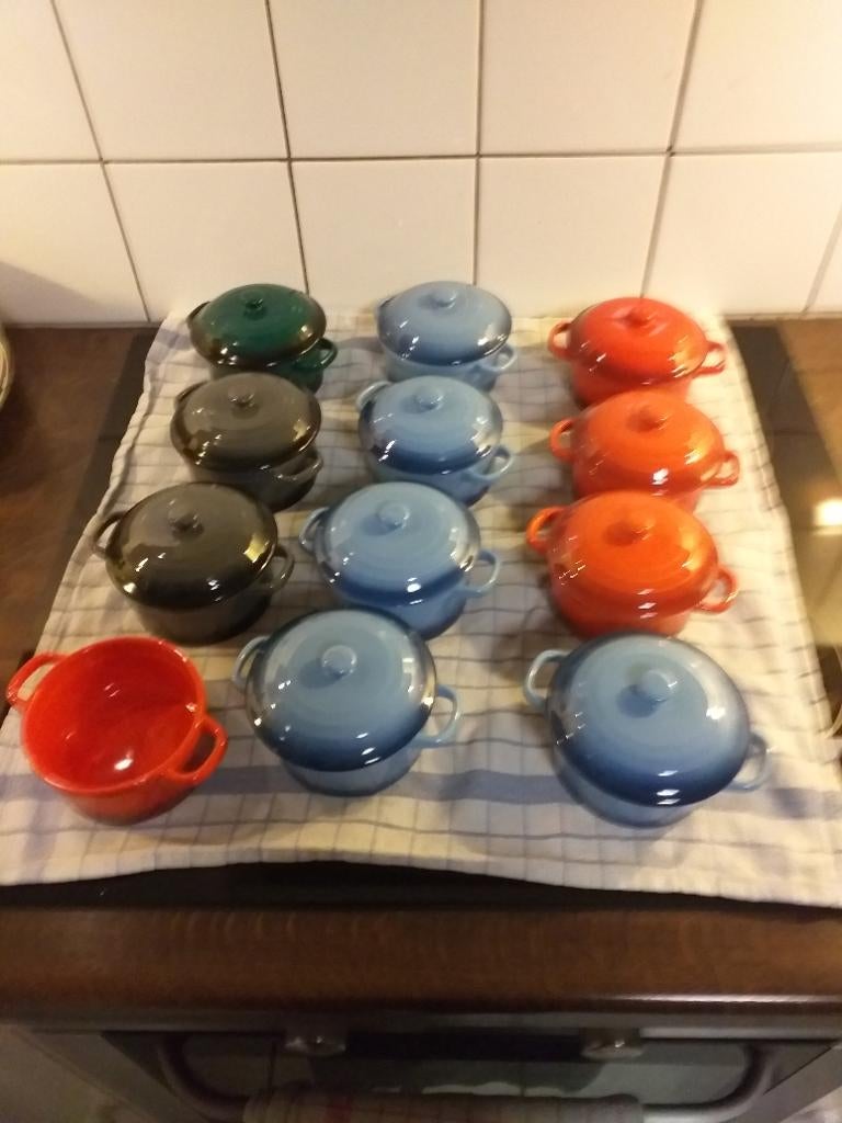 Stoofpotjes, Ophalen, Zo goed als nieuw, Feestartikel
