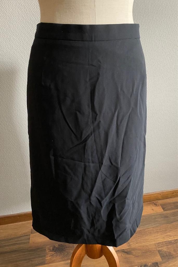 Zwarte rok Louis Féraud maat 46, Vêtements | Femmes, Taille 46/48 (XL) ou plus grande, Louis Féraud, Comme neuf, Sous le genou