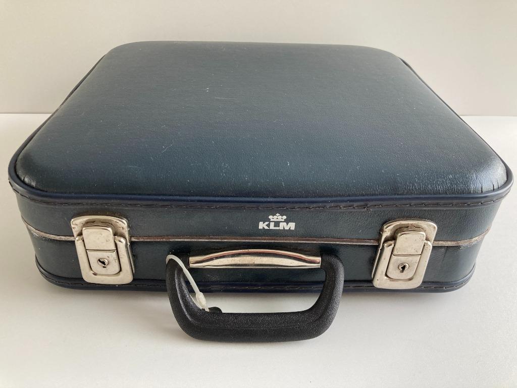 Vintage KLM koffer / valies blauw ( vliegmaatschappij ), Ophalen of Verzenden, Gebruikt, Gebruiksvoorwerp