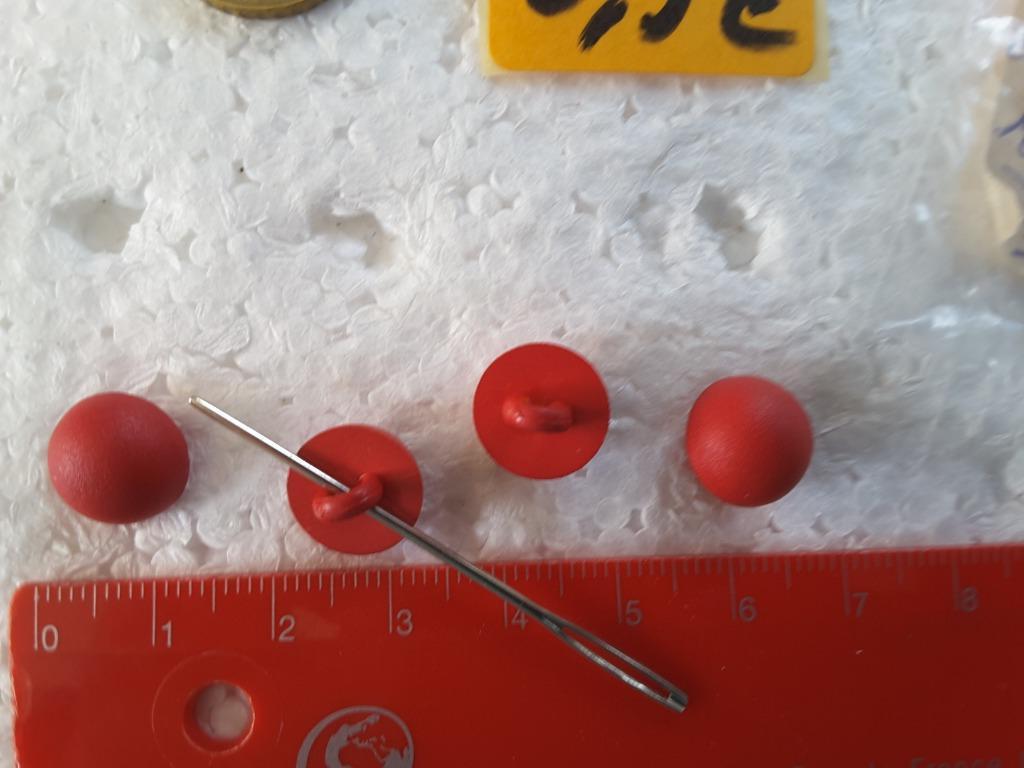 set van 4 knopen 12 mm felrode halve bol met schacht B124b, Ophalen of Verzenden, Nieuw, Knoop of Knopen